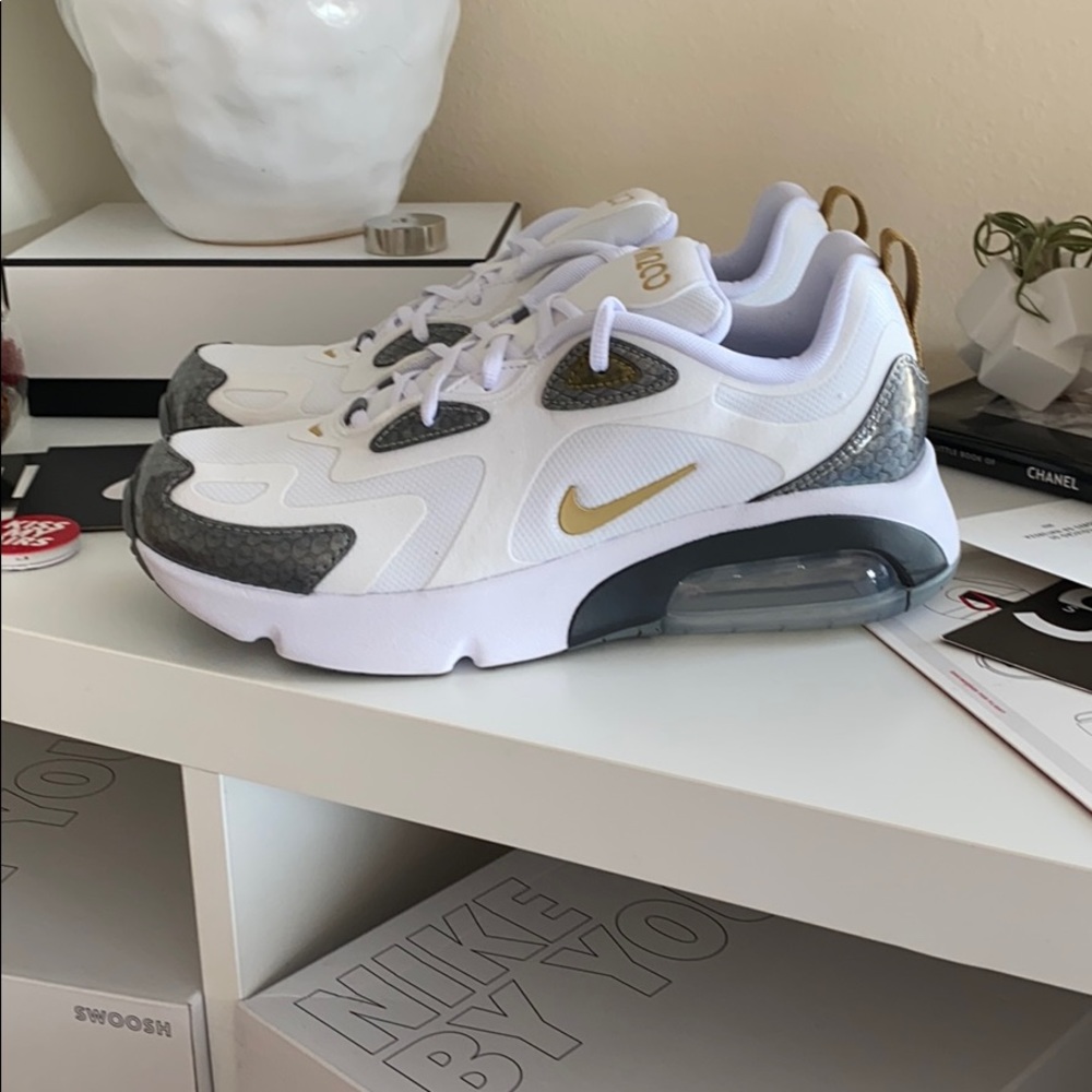 NWT Nike Air Max 200 - Picture 3 of 8
